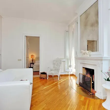 Borghese Penthouse - My Extra Home Daire